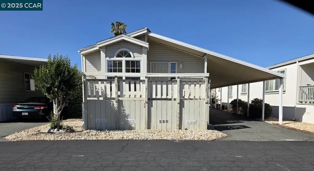 189 Kona Circle Pittsburg CA 94565