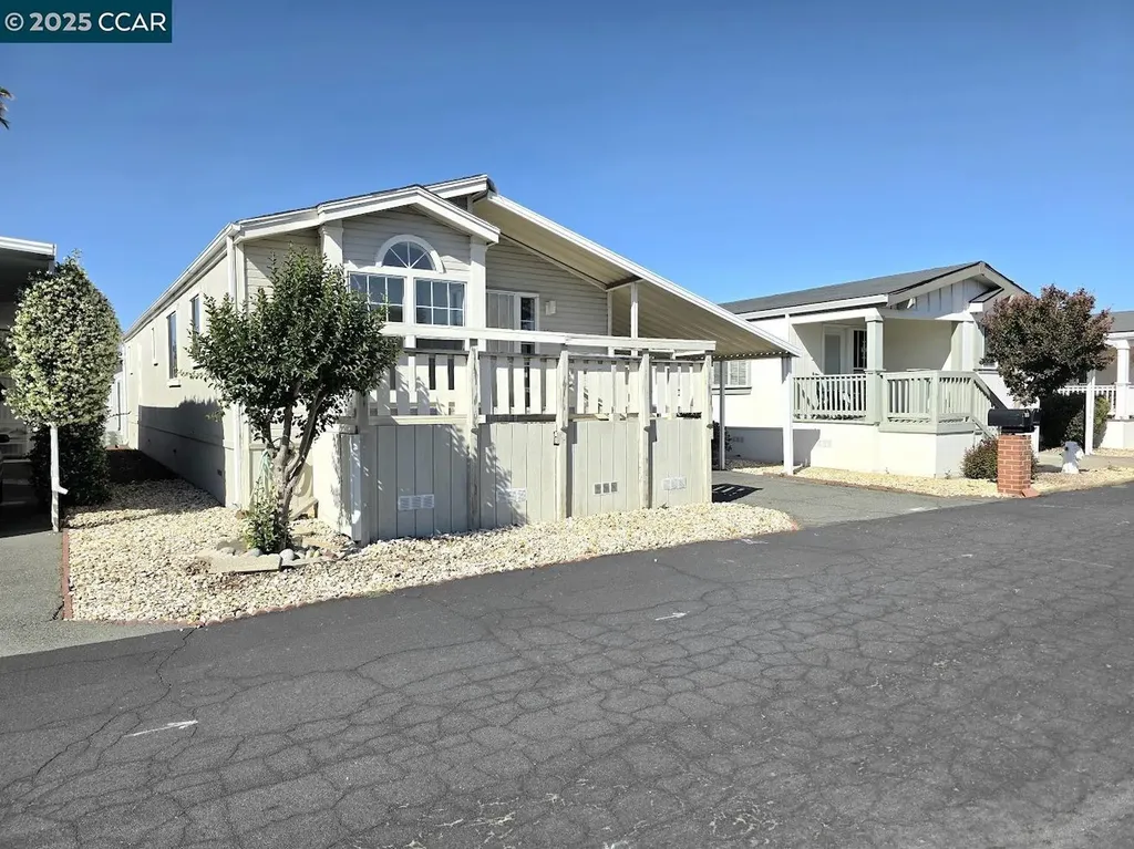 189 Kona Circle Pittsburg CA 94565