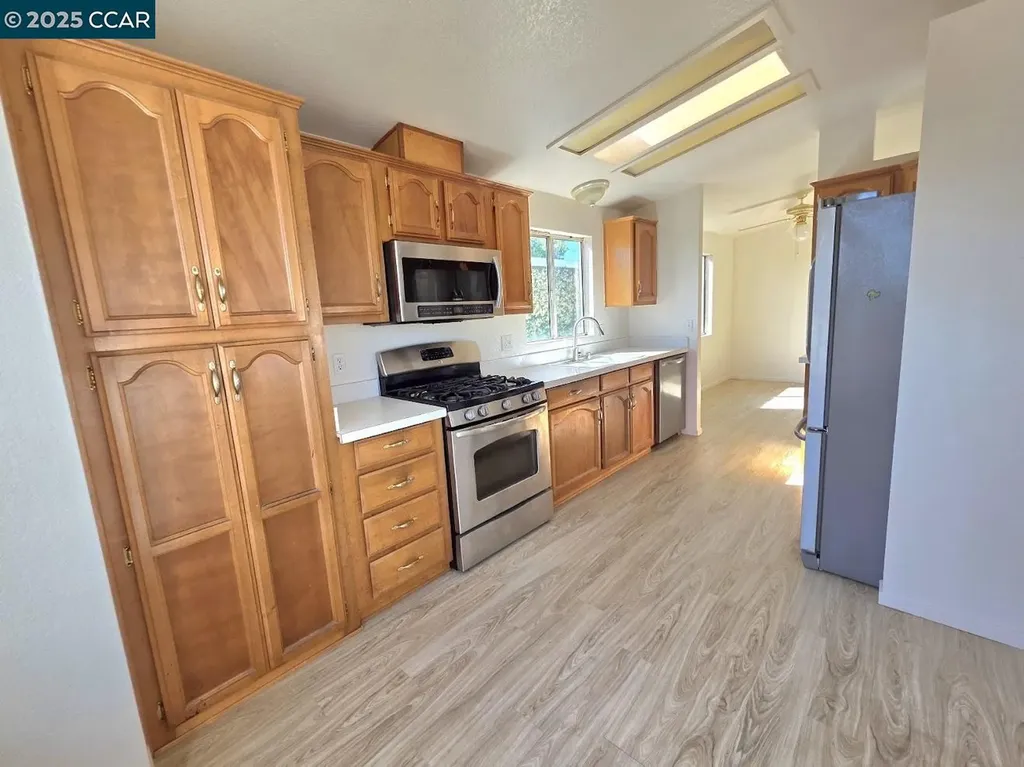 189 Kona Circle Pittsburg CA 94565