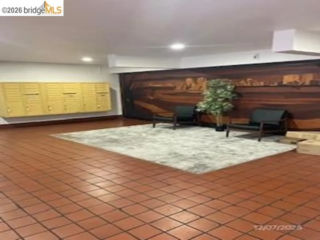 455 Crescent Street Oakland CA 94610