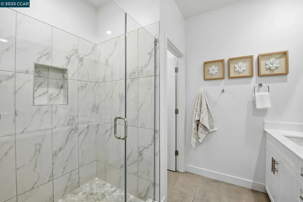 967 24th Street Oakland CA 94607