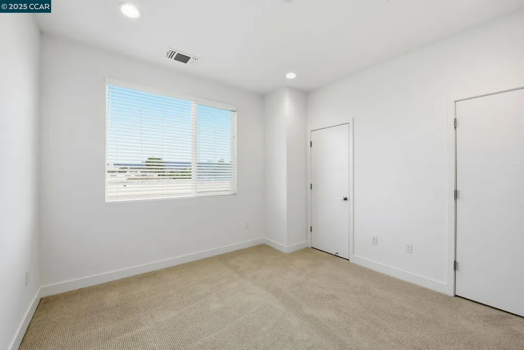 967 24th Street Oakland CA 94607