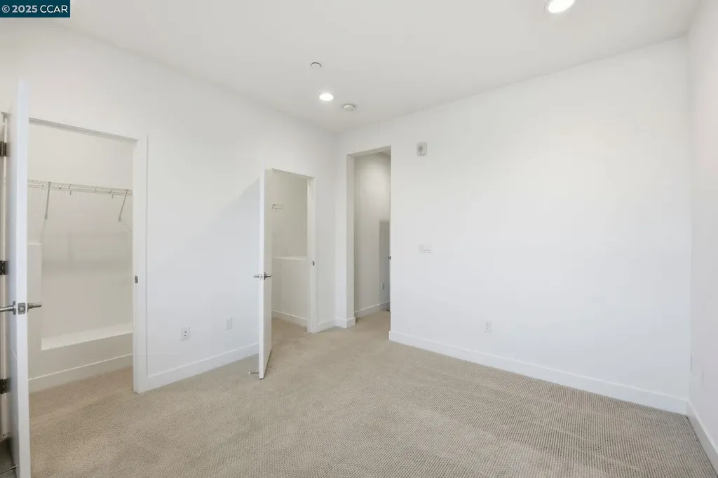 967 24th Street Oakland CA 94607