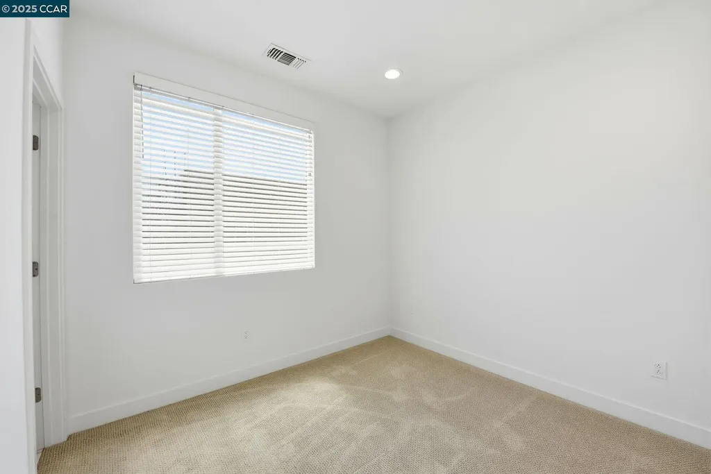 967 24th Street Oakland CA 94607