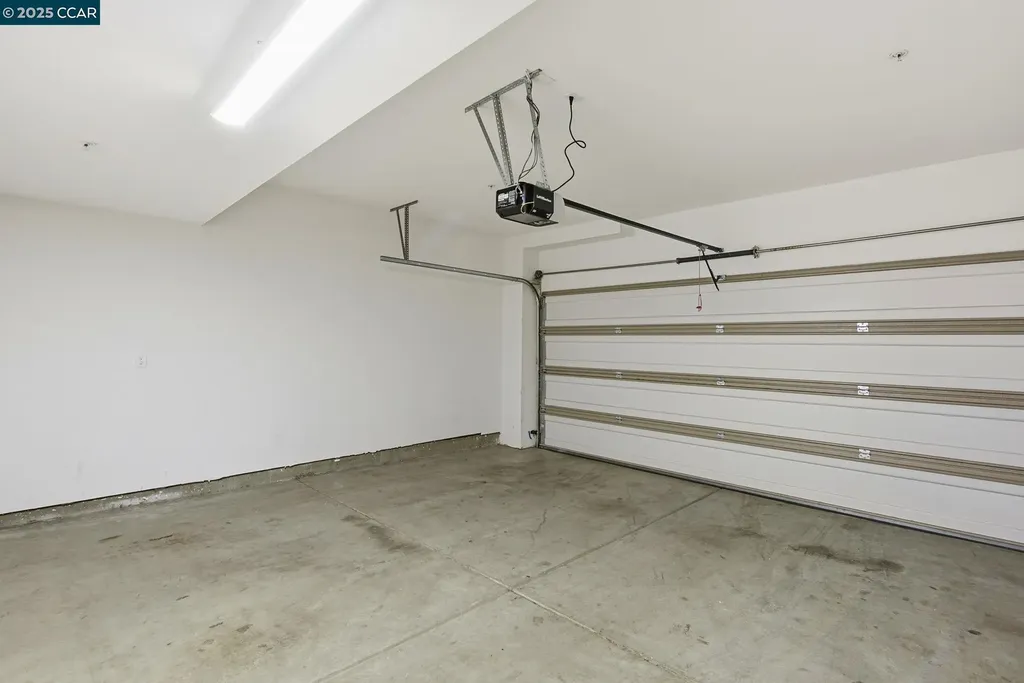 967 24th Street Oakland CA 94607