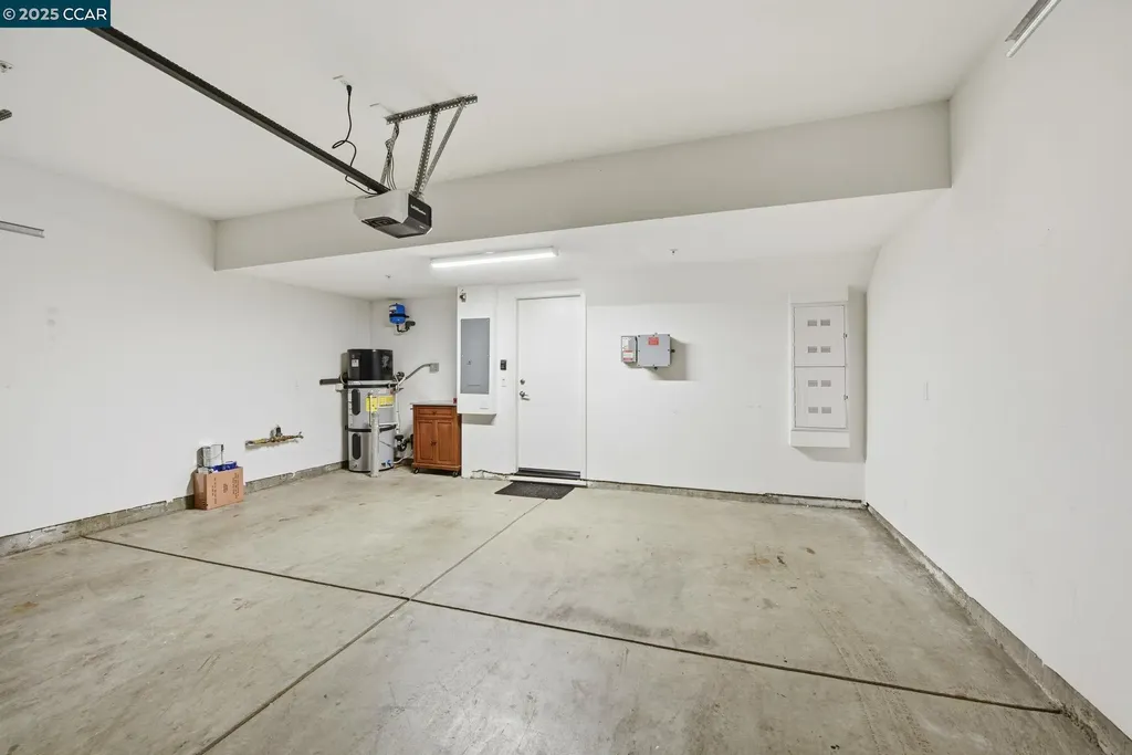 967 24th Street Oakland CA 94607