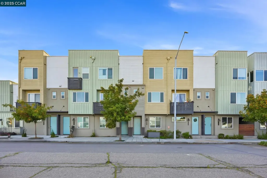 967 24th Street Oakland CA 94607