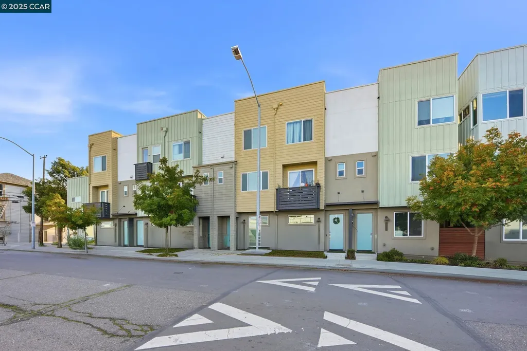 967 24th Street Oakland CA 94607