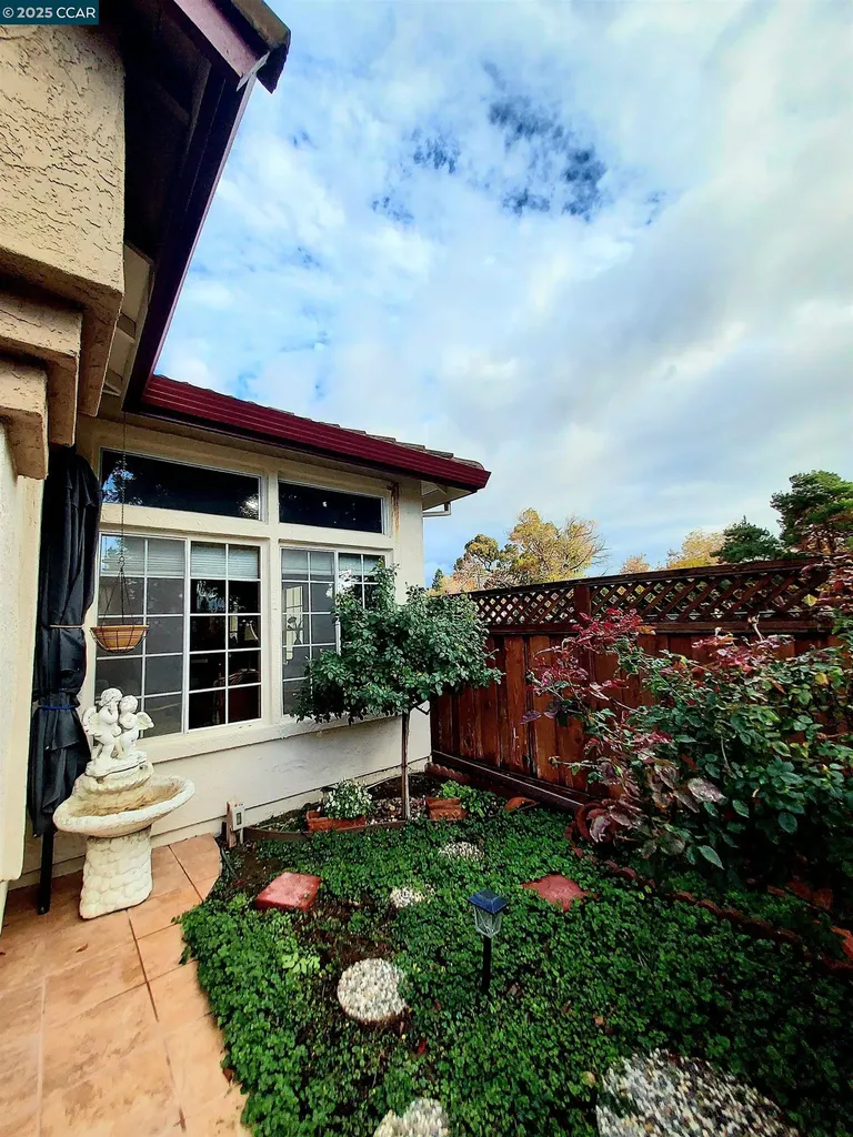 3080 Casadero Court Pleasanton CA 94588