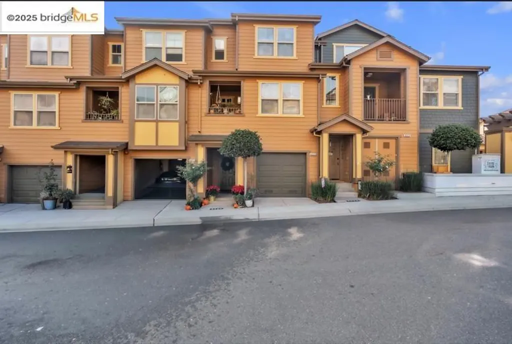 6020 Old Quarry Loop Oakland CA 94605