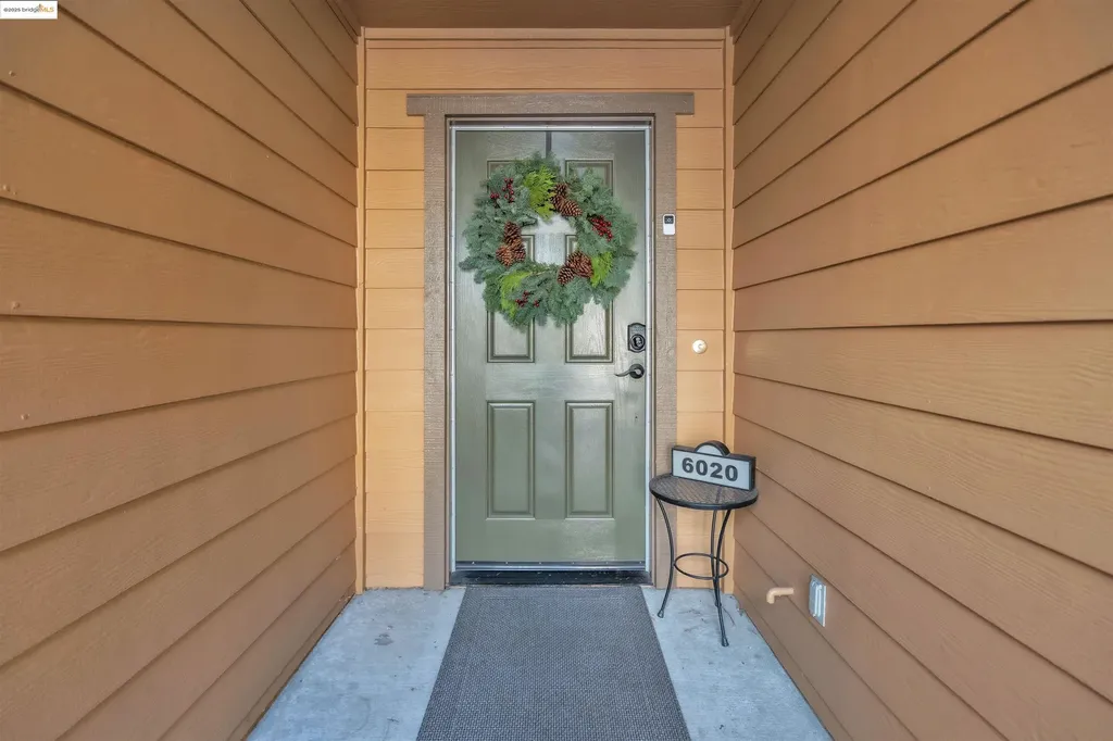 6020 Old Quarry Loop Oakland CA 94605