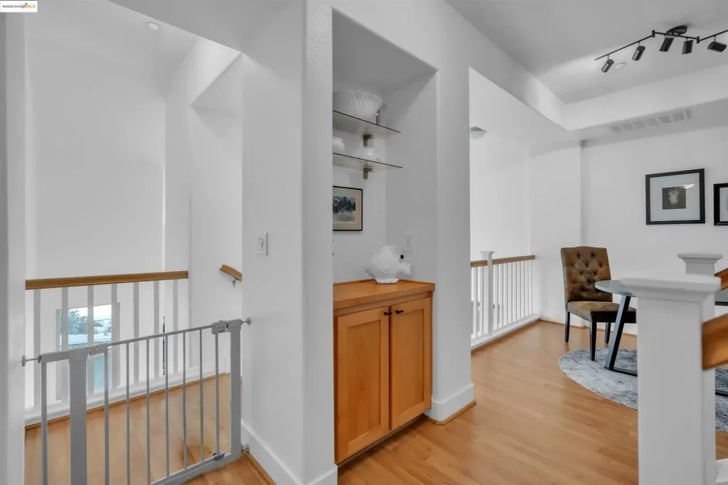 6020 Old Quarry Loop Oakland CA 94605