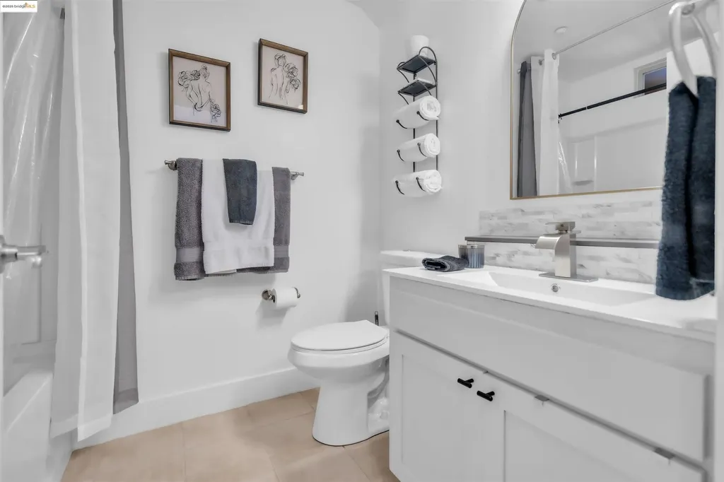 6020 Old Quarry Loop Oakland CA 94605