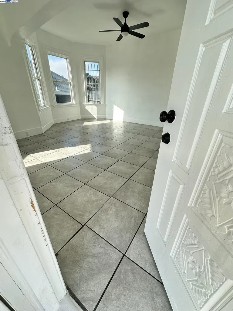 1725 96th Avenue Oakland CA 94603