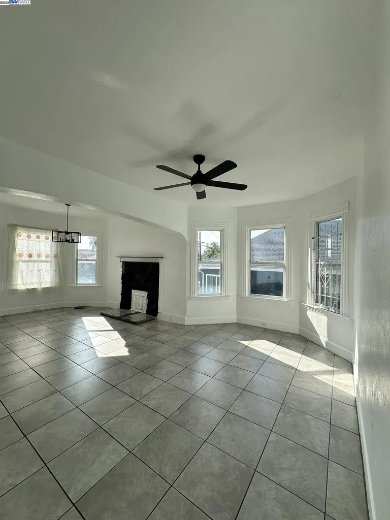 1725 96th Avenue Oakland CA 94603