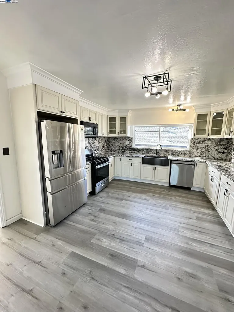 1725 96th Avenue Oakland CA 94603