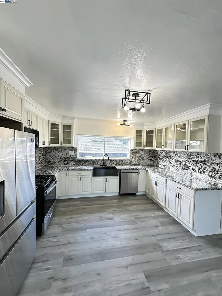 1725 96th Avenue Oakland CA 94603
