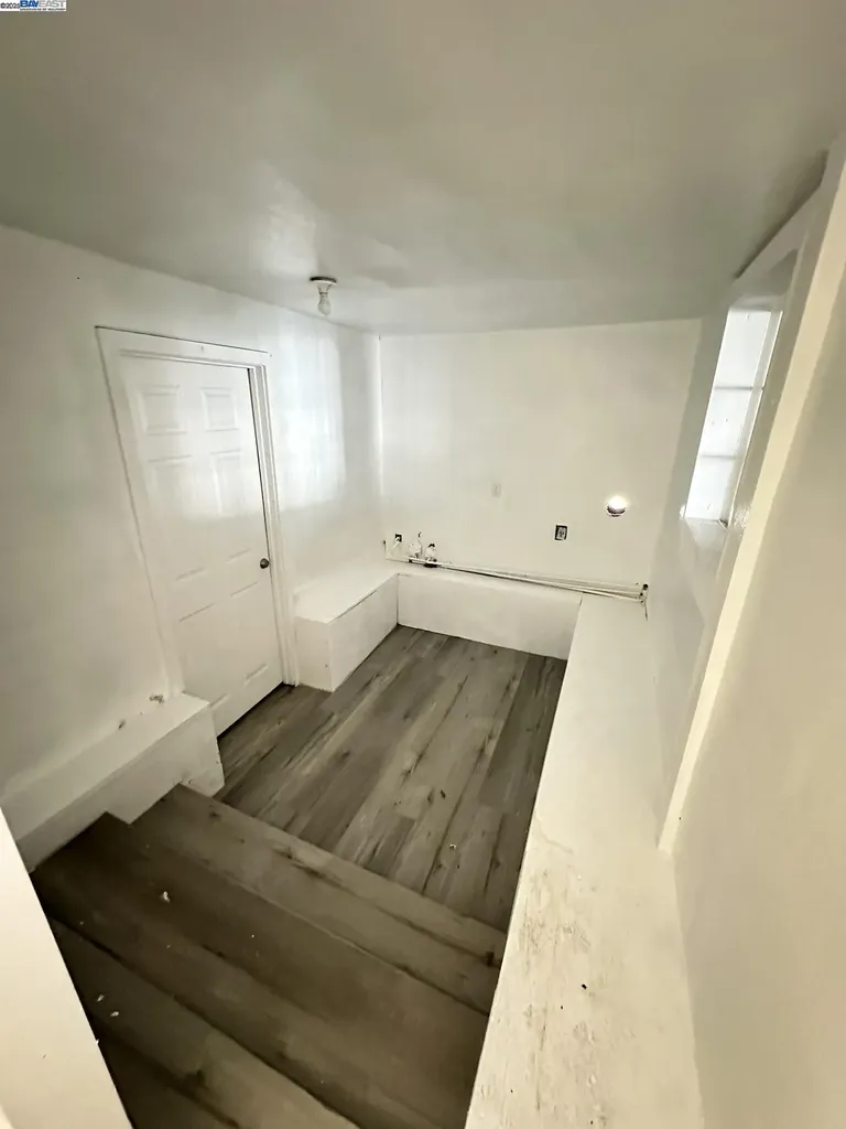 1725 96th Avenue Oakland CA 94603