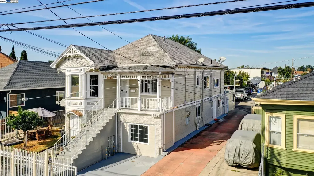 1725 96th Avenue Oakland CA 94603