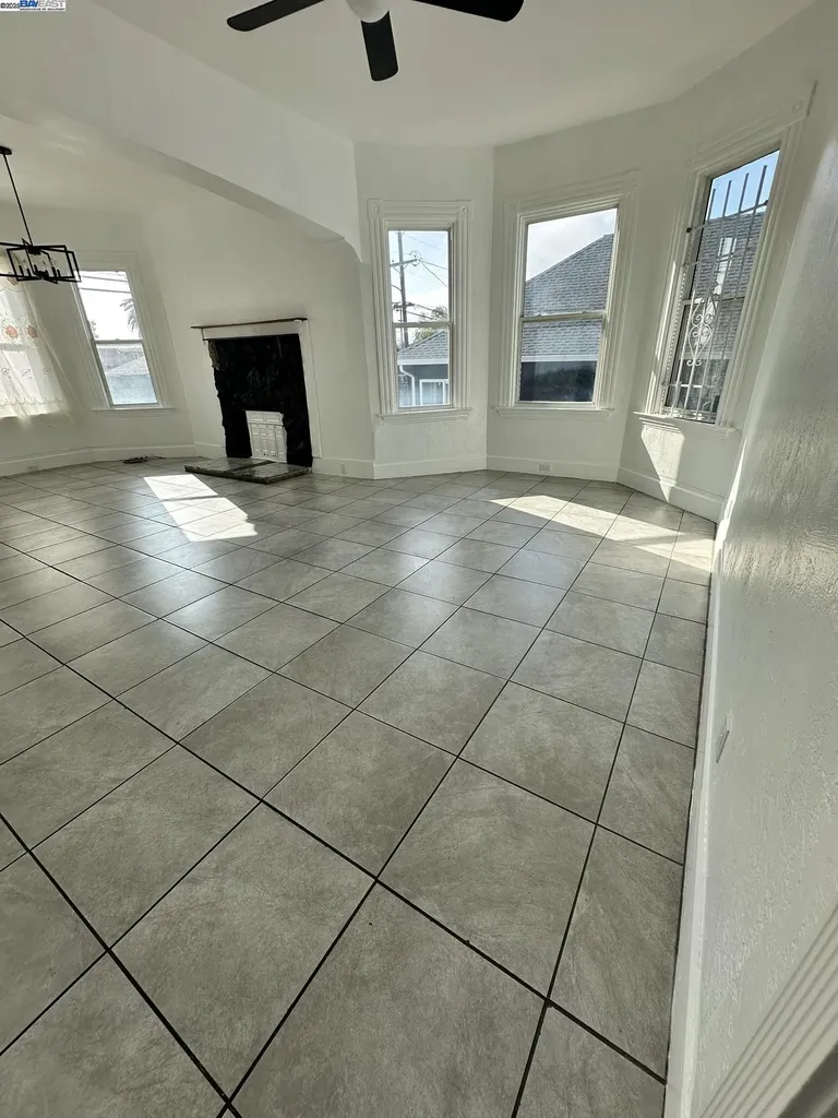 1725 96th Avenue Oakland CA 94603