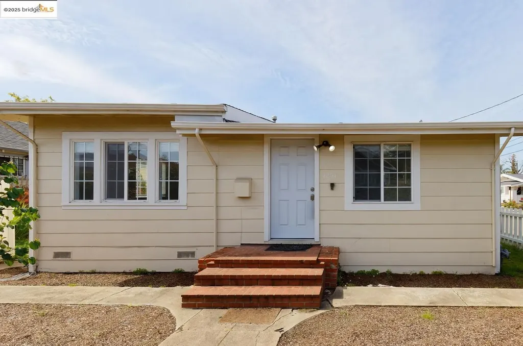 4251 Porter Street Oakland CA 94619