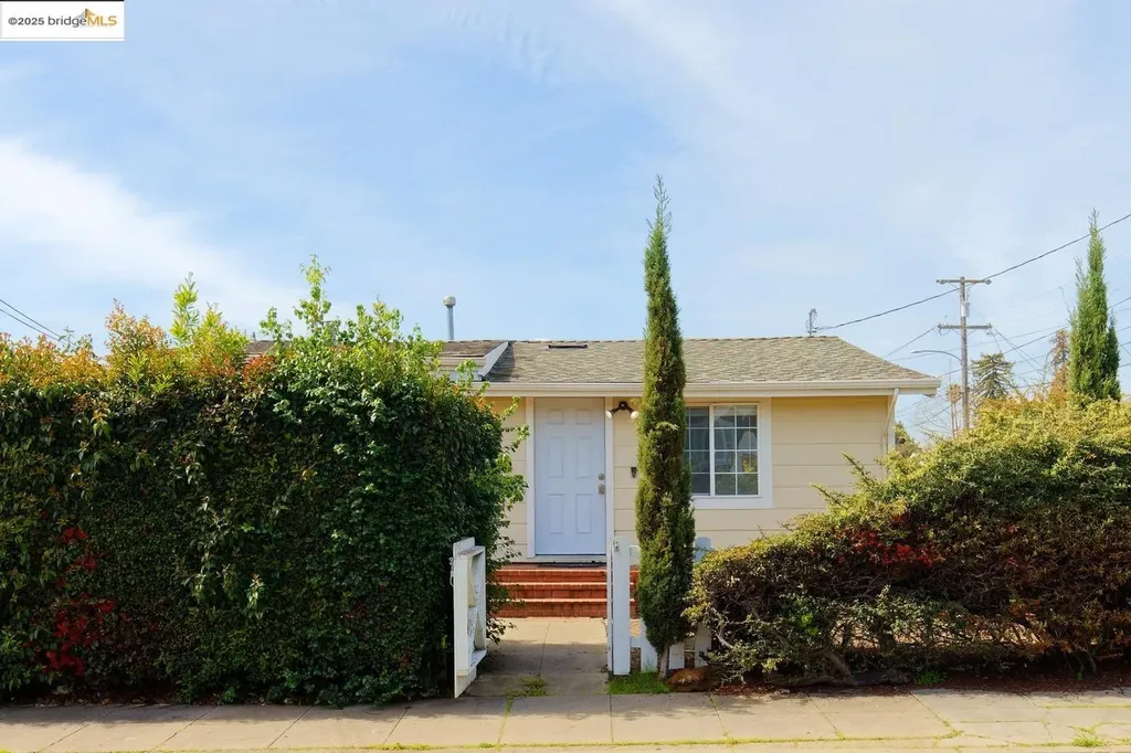 4251 Porter Street Oakland CA 94619