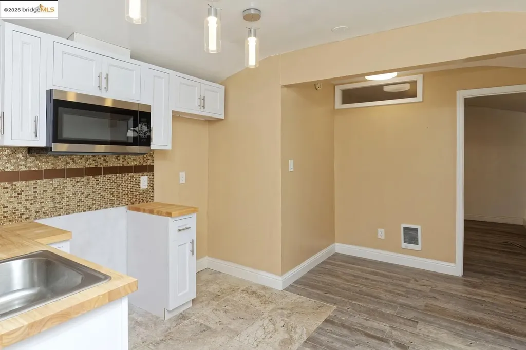 4251 Porter Street Oakland CA 94619