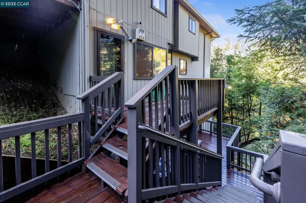 1383 Alvarado Road Berkeley CA 94705