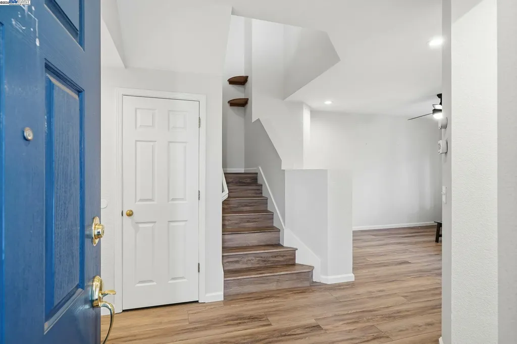 10856 Glengarry Lane Dublin CA 94568