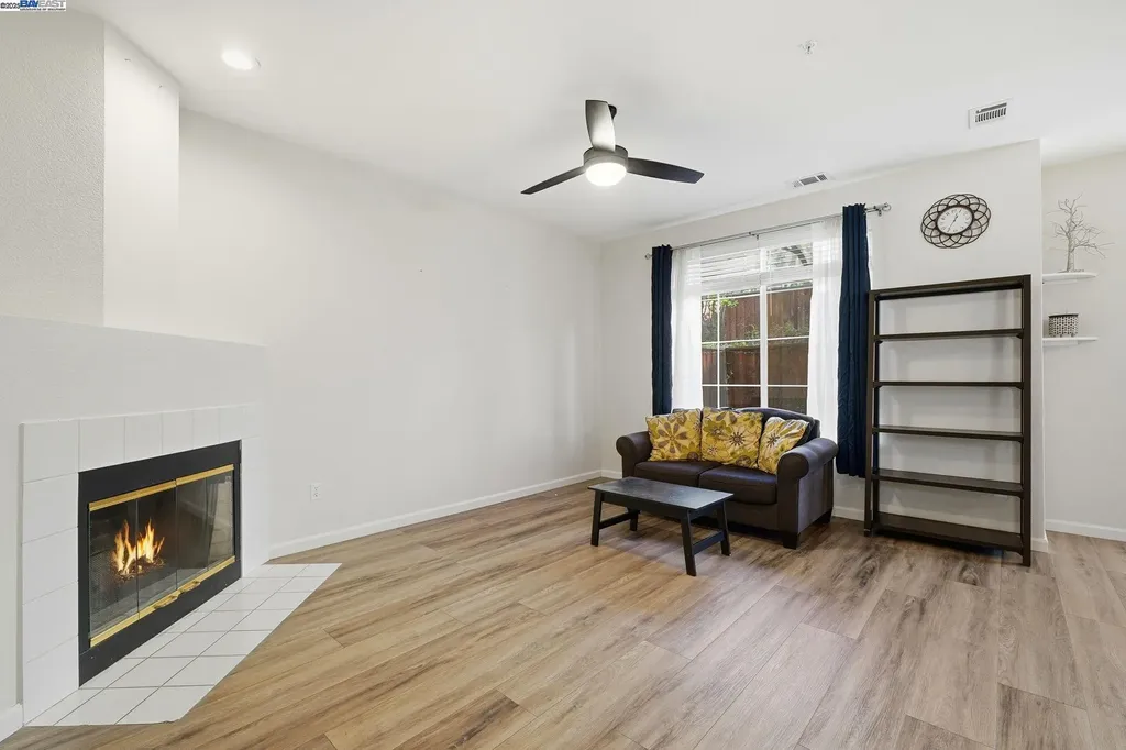 10856 Glengarry Lane Dublin CA 94568