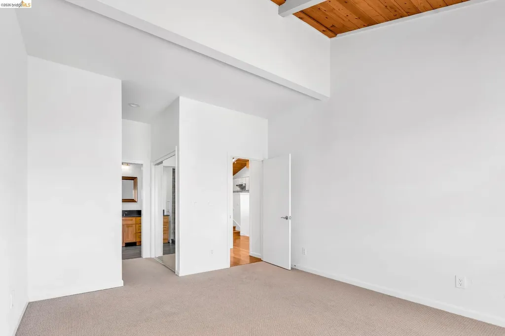 1881 Grand View Drive Oakland CA 94618