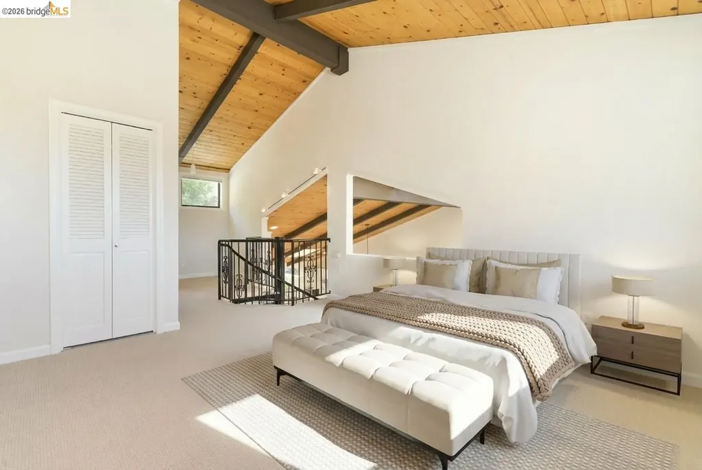 1881 Grand View Drive Oakland CA 94618