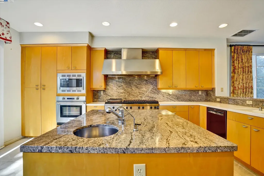 1733 Tourmaline Court Livermore CA 94550