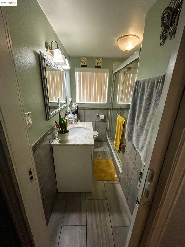 27777 12th Street Hayward CA 94544