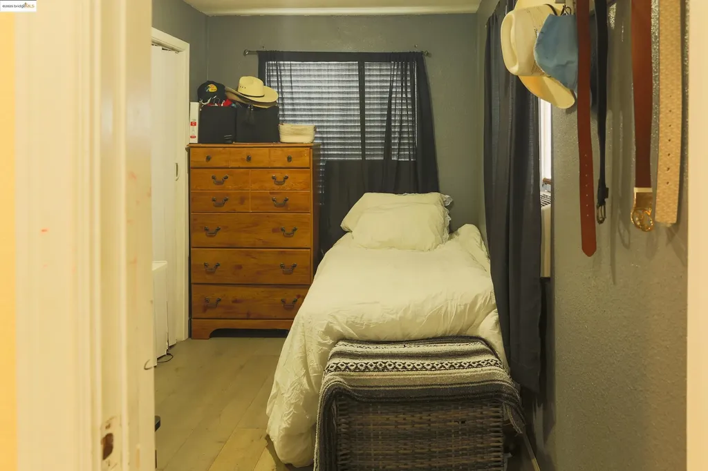 27777 12th Street Hayward CA 94544