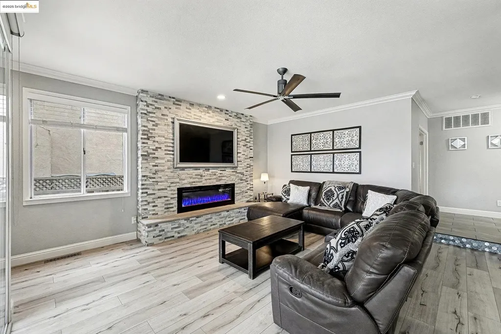 2127 Prestwick Drive Discovery Bay CA 94505