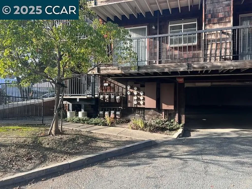 1975 Bonifacio Street Concord CA 94520