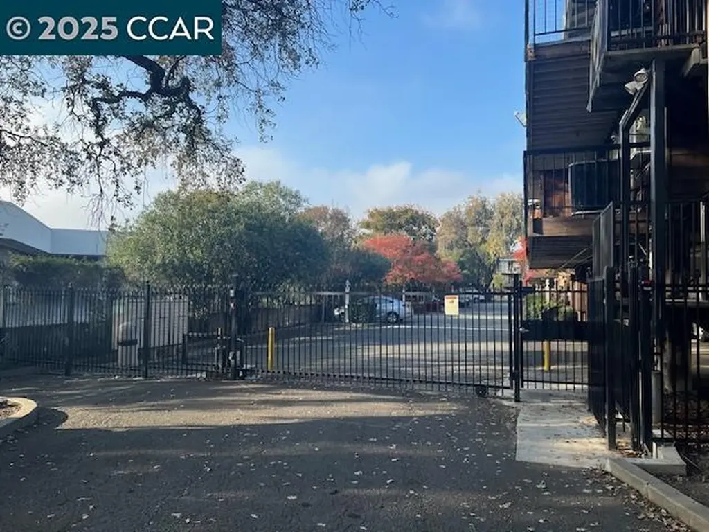 1975 Bonifacio Street Concord CA 94520