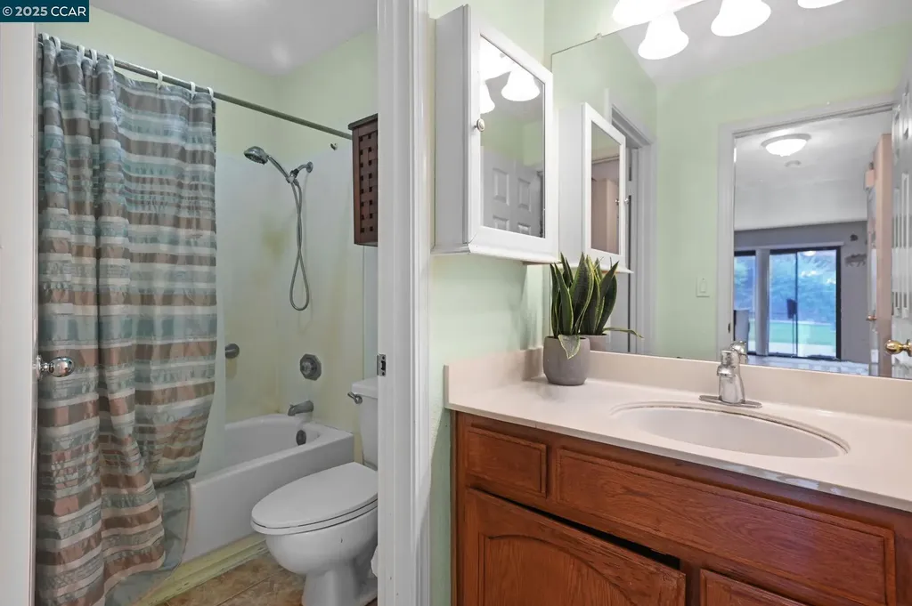 4601 Country Hills Drive Antioch CA 94531