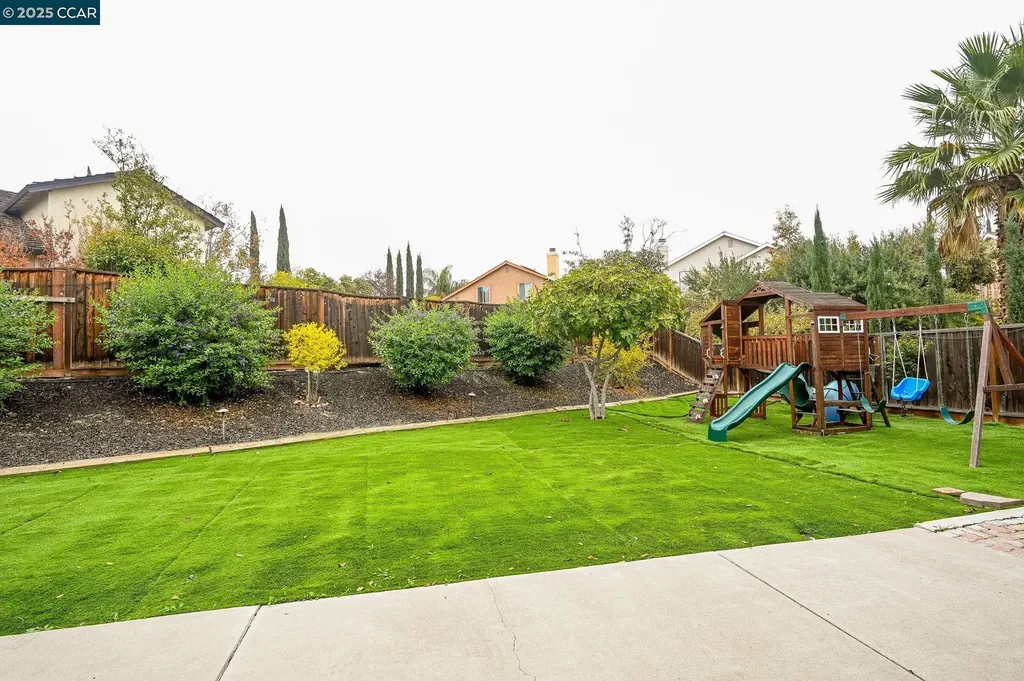 4601 Country Hills Drive Antioch CA 94531