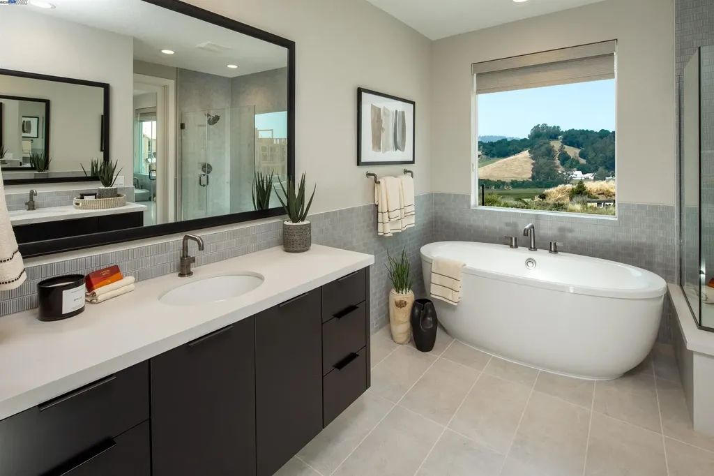 360 Waypoint Drive Napa CA 94558
