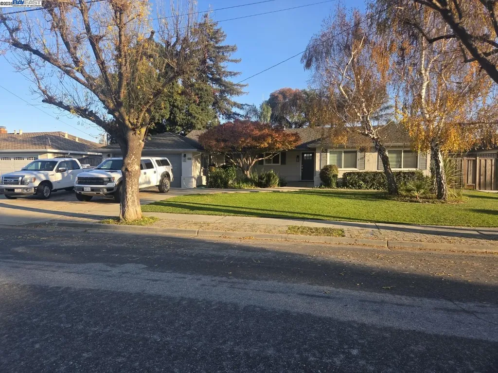 4376 Grover Drive Fremont CA 94536