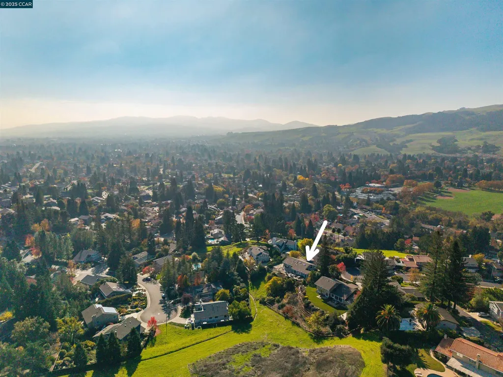 392 Paraiso Drive Danville CA 94526