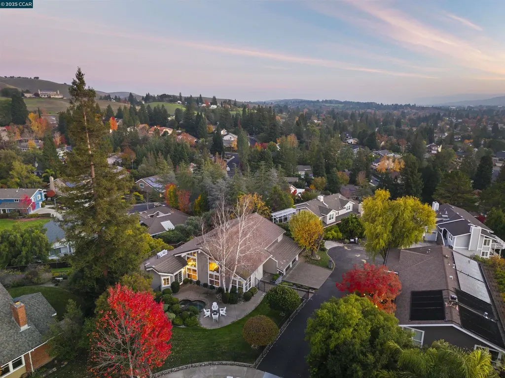 392 Paraiso Drive Danville CA 94526