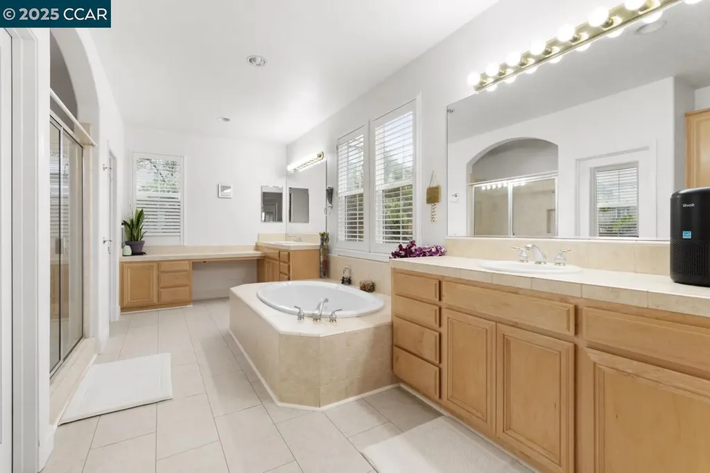 995 Rosehedge Court Concord CA 94521