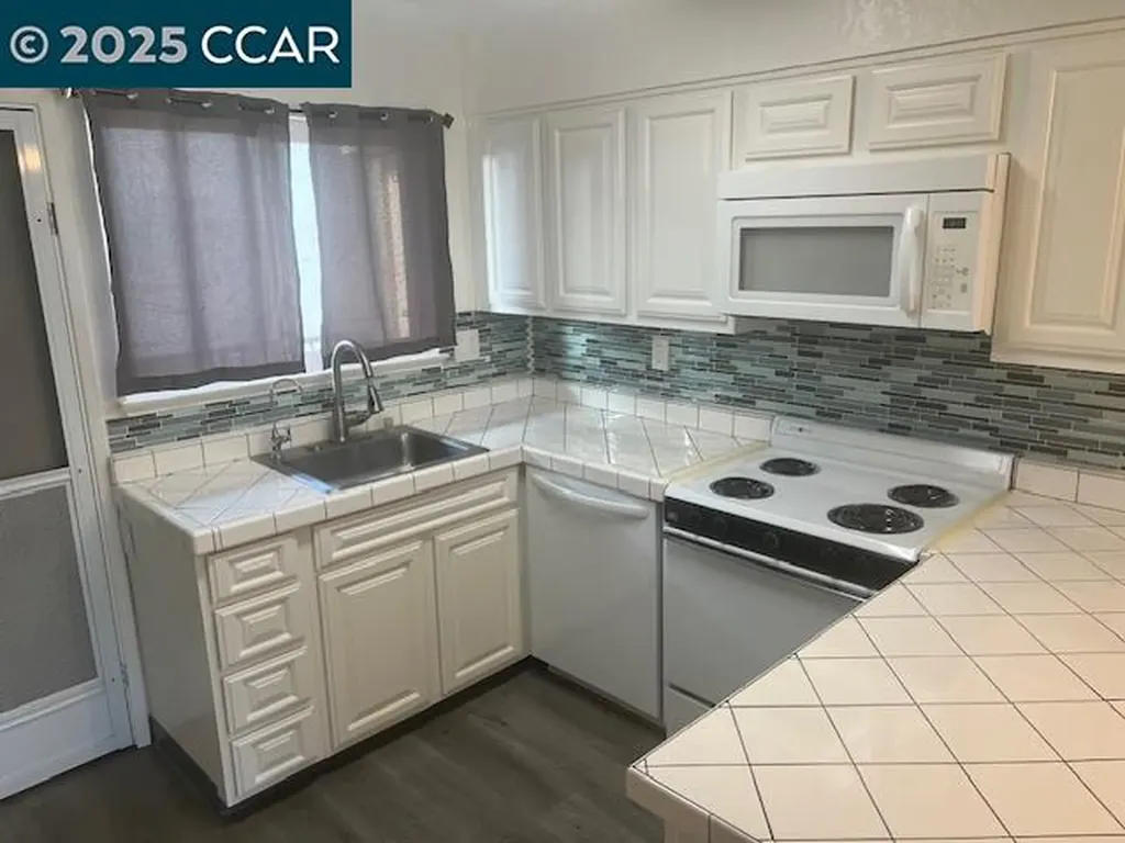 1851 Harrison Street Concord CA 94520