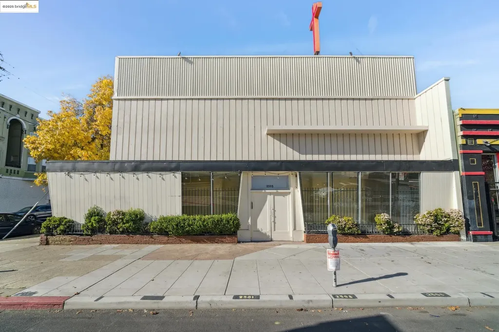 2505 Telegraph Avenue Oakland CA 94612