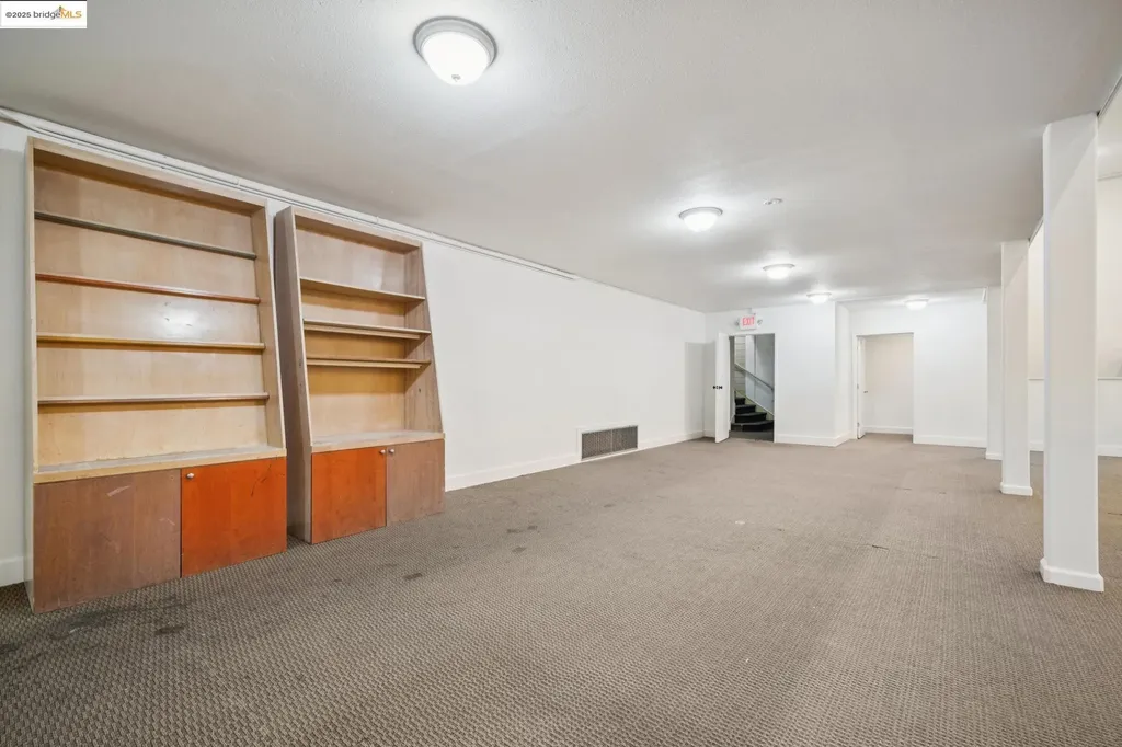 2505 Telegraph Avenue Oakland CA 94612