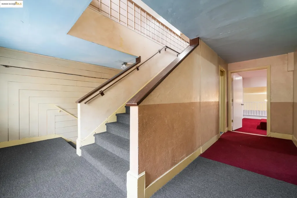 2505 Telegraph Avenue Oakland CA 94612