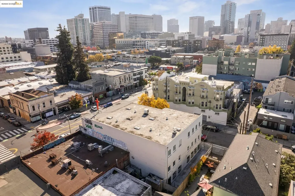 2505 Telegraph Avenue Oakland CA 94612